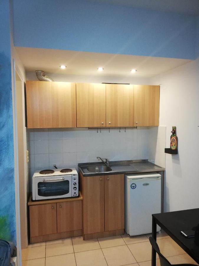 Maria'S Studio No1 In Heraklion/Wifi/Ac Bagian luar foto